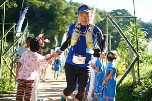 BIB: 1187
                            <button type="button" onclick="openModal(19048427)" class="btn btn-primary btn-sm float-right btn-popup" data-toggle="modal" data-target=".modal-high-quality">
                        <i class="fas fa-shopping-cart"></i> Add to Cart
                    </button>
                                            <button type="button" onclick="isThisMe(19048427, true)" class="btn btn-success btn-sm float-right btn-popup btn-isme hidden" data-toggle="tooltip" data-placement="bottom" title="นี่คือรูปของคุณใช่ไหม คลิกที่นี่เพื่อเอาเข้าอัลบั้ม">
                        <i class="fas fa-plus"></i> Add to album
                    </button>
                    <button type="button" onclick="isThisMe(19048427, false)" class="btn btn-warning btn-sm float-right btn-popup btn-isnotme hidden">
                        <i class="fas fa-ban"></i> Remove from album
                    </button>